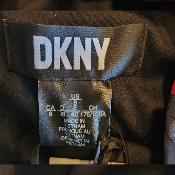 DKNY Long Sleeve Balloon Sleeve Twist Front Dress - Picture 12 of 13